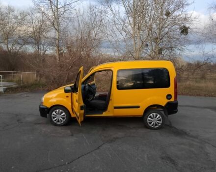 Желтый Рено Кенгу, объемом двигателя 1.9 л и пробегом 328 тыс. км за 3000 $, фото 10 на Automoto.ua