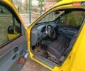 Желтый Рено Кенгу, объемом двигателя 1.9 л и пробегом 229 тыс. км за 3200 $, фото 1 на Automoto.ua