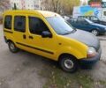 Желтый Рено Кенгу, объемом двигателя 1.9 л и пробегом 229 тыс. км за 3200 $, фото 1 на Automoto.ua