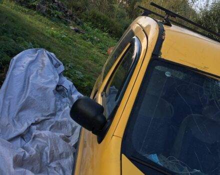 Желтый Рено Кенгу, объемом двигателя 0 л и пробегом 280 тыс. км за 750 $, фото 4 на Automoto.ua