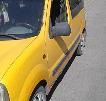 Желтый Рено Кенгу, объемом двигателя 1.87 л и пробегом 167 тыс. км за 2600 $, фото 1 на Automoto.ua