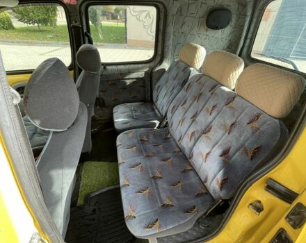 Рено Кєнгу 2001 у Жашкове на Automoto.ua Жовтий Рено Кєнгу, об'ємом двигуна 1.9 л та пробігом 342 тис. км за 3200 $, фото 2 на Automoto.ua