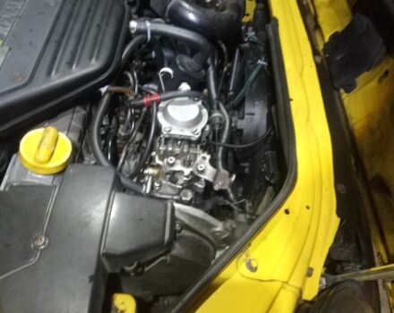 Рено Кєнгу 2001 у Барышевке на Automoto.ua Жовтий Рено Кєнгу, об'ємом двигуна 0 л та пробігом 240 тис. км за 3500 $, фото 5 на Automoto.ua