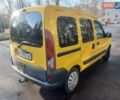 Желтый Рено Кенгу, объемом двигателя 1.9 л и пробегом 222 тыс. км за 3300 $, фото 5 на Automoto.ua