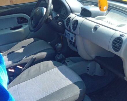 Желтый Рено Кенгу, объемом двигателя 1.6 л и пробегом 300 тыс. км за 3250 $, фото 3 на Automoto.ua