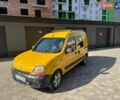 Желтый Рено Кенгу, объемом двигателя 1.9 л и пробегом 336 тыс. км за 2250 $, фото 1 на Automoto.ua