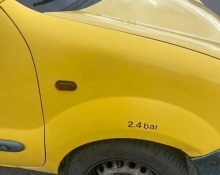 Рено Кенгу 2001 в Львове на Automoto.ua Желтый Рено Кенгу, объемом двигателя 1.9 л и пробегом 300 тыс. км за 2000 $, фото 8 на Automoto.ua