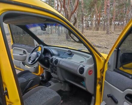 Желтый Рено Кенгу, объемом двигателя 1.9 л и пробегом 200 тыс. км за 3150 $, фото 8 на Automoto.ua