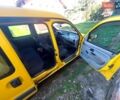 Желтый Рено Кенгу, объемом двигателя 1.9 л и пробегом 470 тыс. км за 2500 $, фото 5 на Automoto.ua