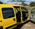 Желтый Рено Кенгу, объемом двигателя 0 л и пробегом 402 тыс. км за 2650 $, фото 4 на Automoto.ua