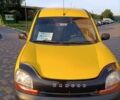 Желтый Рено Кенгу, объемом двигателя 1.9 л и пробегом 249 тыс. км за 3200 $, фото 1 на Automoto.ua