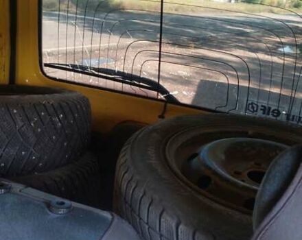 Жовтий Рено Кєнгу, об'ємом двигуна 1.87 л та пробігом 460 тис. км за 2500 $, фото 1 на Automoto.ua