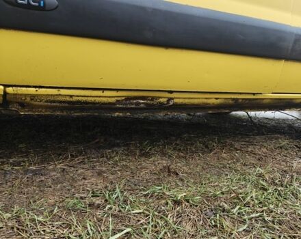 Желтый Рено Кенгу, объемом двигателя 1.5 л и пробегом 283 тыс. км за 1657 $, фото 3 на Automoto.ua