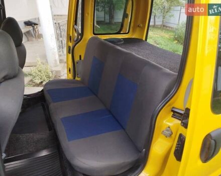 Желтый Рено Кенгу, объемом двигателя 1.5 л и пробегом 220 тыс. км за 3899 $, фото 14 на Automoto.ua