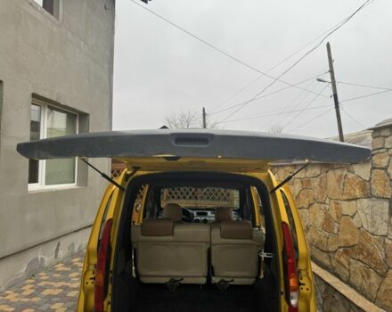 Желтый Рено Кенгу, объемом двигателя 1.5 л и пробегом 300 тыс. км за 4500 $, фото 5 на Automoto.ua