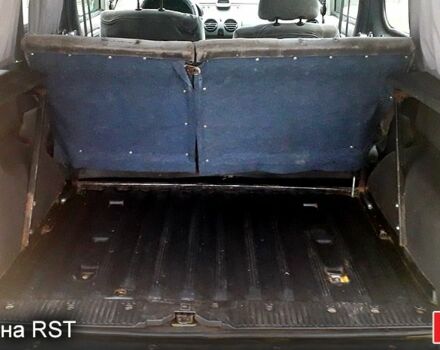 Желтый Рено Кенгу, объемом двигателя 1.9 л и пробегом 258 тыс. км за 3300 $, фото 9 на Automoto.ua