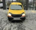 Жовтий Рено Кєнгу, об'ємом двигуна 1.9 л та пробігом 198 тис. км за 2800 $, фото 2 на Automoto.ua