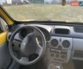 Желтый Рено Кенгу, объемом двигателя 1.46 л и пробегом 486 тыс. км за 2650 $, фото 11 на Automoto.ua