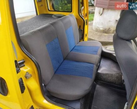 Желтый Рено Кенгу, объемом двигателя 1.5 л и пробегом 220 тыс. км за 3899 $, фото 13 на Automoto.ua