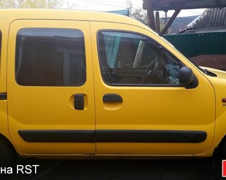 Желтый Рено Кенгу, объемом двигателя 1.9 л и пробегом 258 тыс. км за 3300 $, фото 1 на Automoto.ua