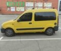 Желтый Рено Кенгу, объемом двигателя 1.46 л и пробегом 306 тыс. км за 3200 $, фото 5 на Automoto.ua