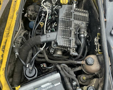 Желтый Рено Кенгу, объемом двигателя 1.46 л и пробегом 352 тыс. км за 2999 $, фото 3 на Automoto.ua