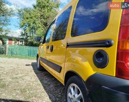 Жовтий Рено Кєнгу, об'ємом двигуна 1.5 л та пробігом 220 тис. км за 4200 $, фото 10 на Automoto.ua