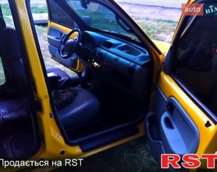Желтый Рено Кенгу, объемом двигателя 1.46 л и пробегом 100 тыс. км за 3300 $, фото 1 на Automoto.ua