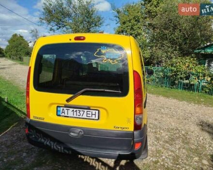 Желтый Рено Кенгу, объемом двигателя 1.5 л и пробегом 220 тыс. км за 3899 $, фото 2 на Automoto.ua