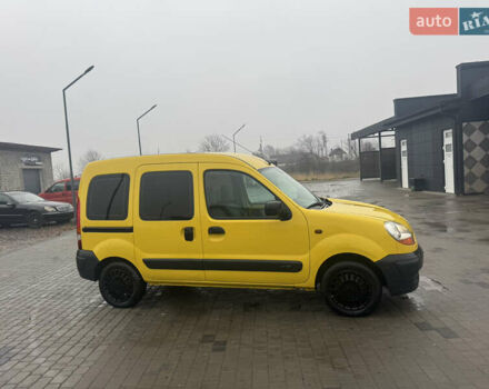 Желтый Рено Кенгу, объемом двигателя 1.46 л и пробегом 244 тыс. км за 2950 $, фото 13 на Automoto.ua