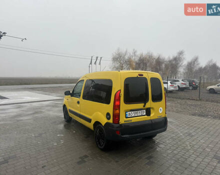 Желтый Рено Кенгу, объемом двигателя 1.46 л и пробегом 244 тыс. км за 2950 $, фото 11 на Automoto.ua