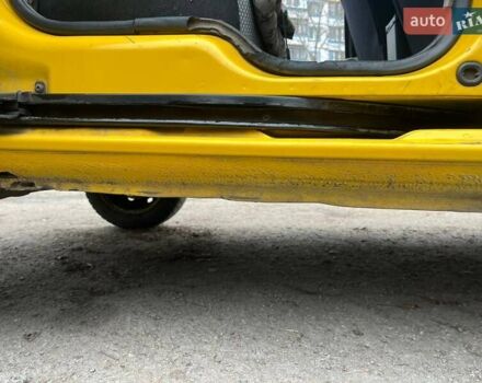 Желтый Рено Кенгу, объемом двигателя 1.46 л и пробегом 200 тыс. км за 3600 $, фото 15 на Automoto.ua