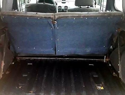 Желтый Рено Кенгу, объемом двигателя 1.9 л и пробегом 258 тыс. км за 3300 $, фото 7 на Automoto.ua