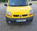 Желтый Рено Кенгу, объемом двигателя 1.5 л и пробегом 273 тыс. км за 3200 $, фото 1 на Automoto.ua