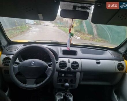 Желтый Рено Кенгу, объемом двигателя 1.46 л и пробегом 227 тыс. км за 2999 $, фото 8 на Automoto.ua