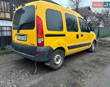 Желтый Рено Кенгу, объемом двигателя 1.46 л и пробегом 136 тыс. км за 3600 $, фото 1 на Automoto.ua