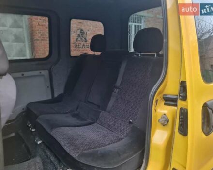 Желтый Рено Кенгу, объемом двигателя 1.46 л и пробегом 227 тыс. км за 2999 $, фото 10 на Automoto.ua