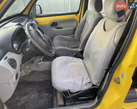 Желтый Рено Кенгу, объемом двигателя 1.5 л и пробегом 485 тыс. км за 2750 $, фото 19 на Automoto.ua