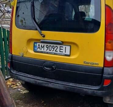 Желтый Рено Кенгу, объемом двигателя 1.5 л и пробегом 300 тыс. км за 2200 $, фото 7 на Automoto.ua