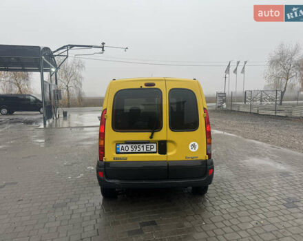 Желтый Рено Кенгу, объемом двигателя 1.46 л и пробегом 244 тыс. км за 2950 $, фото 10 на Automoto.ua