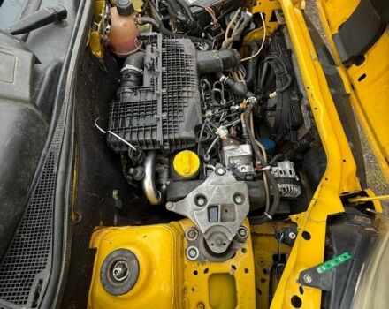 Желтый Рено Кенгу, объемом двигателя 1.5 л и пробегом 450 тыс. км за 3200 $, фото 4 на Automoto.ua