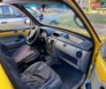 Желтый Рено Кенгу, объемом двигателя 1.5 л и пробегом 291 тыс. км за 3500 $, фото 3 на Automoto.ua
