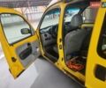 Жовтий Рено Кєнгу, об'ємом двигуна 1.4 л та пробігом 250 тис. км за 2373 $, фото 6 на Automoto.ua