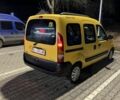 Желтый Рено Кенгу, объемом двигателя 0 л и пробегом 164 тыс. км за 3600 $, фото 2 на Automoto.ua