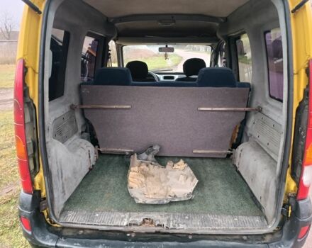 Желтый Рено Кенгу, объемом двигателя 1.5 л и пробегом 220 тыс. км за 2850 $, фото 9 на Automoto.ua