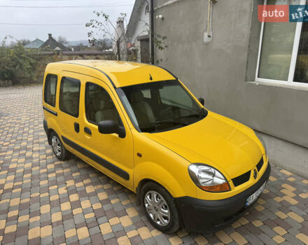 Желтый Рено Кенгу, объемом двигателя 1.5 л и пробегом 300 тыс. км за 3950 $, фото 2 на Automoto.ua