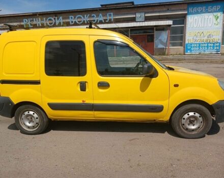 Желтый Рено Кенгу, объемом двигателя 1.5 л и пробегом 300 тыс. км за 3257 $, фото 3 на Automoto.ua