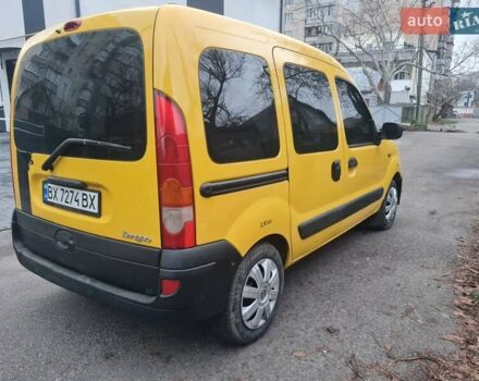 Желтый Рено Кенгу, объемом двигателя 1.46 л и пробегом 227 тыс. км за 2999 $, фото 3 на Automoto.ua