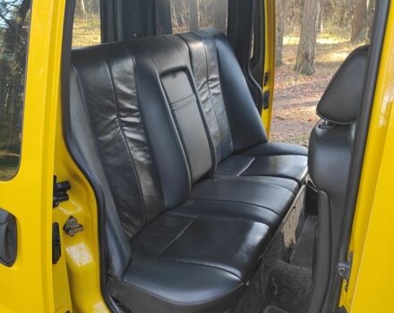 Желтый Рено Кенгу, объемом двигателя 1.5 л и пробегом 244 тыс. км за 2900 $, фото 4 на Automoto.ua