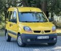 Желтый Рено Кенгу, объемом двигателя 1.5 л и пробегом 305 тыс. км за 4250 $, фото 1 на Automoto.ua